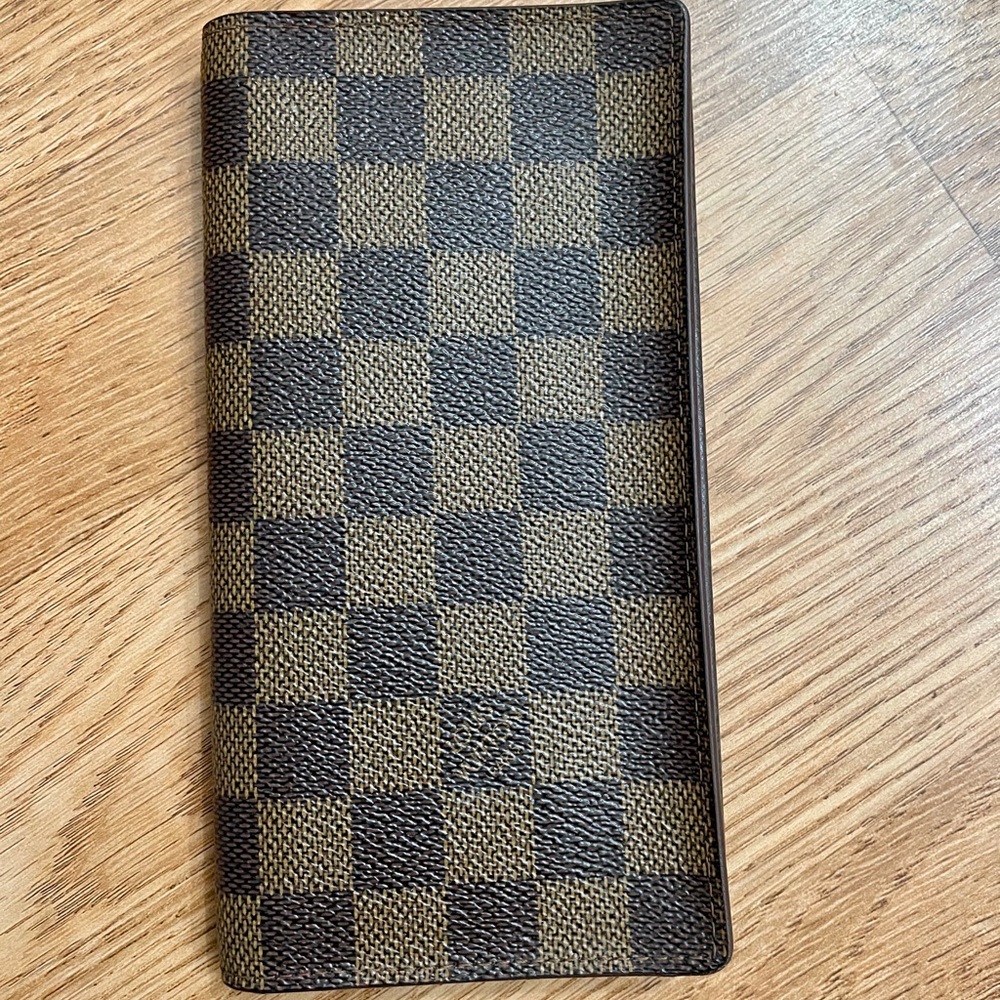 💯 Authentic Louis Vuitton Valeurs Wallet